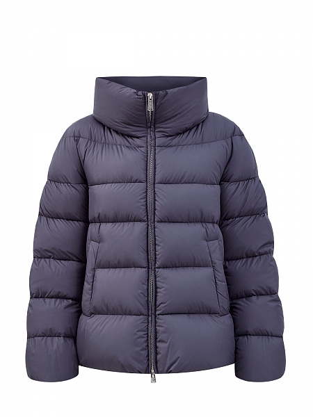 Пуховик с высоким воротом и стеганой отделкой